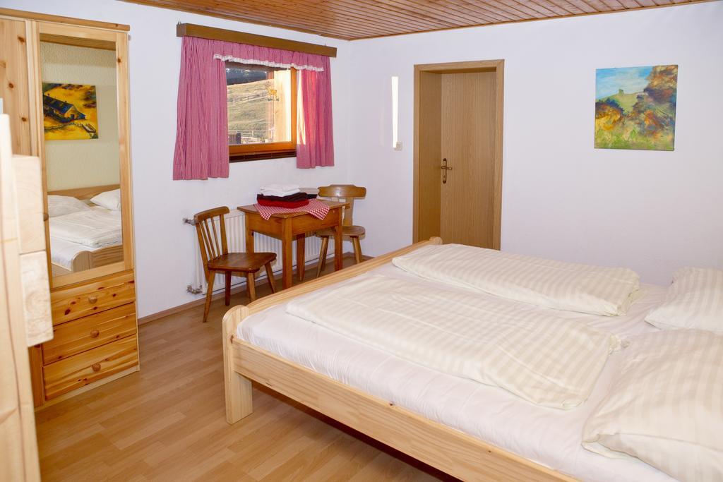 Altes Almhaus Hotel Maria Lankowitz Szoba fotó